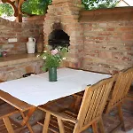 Harmonia Apartmanhaz *