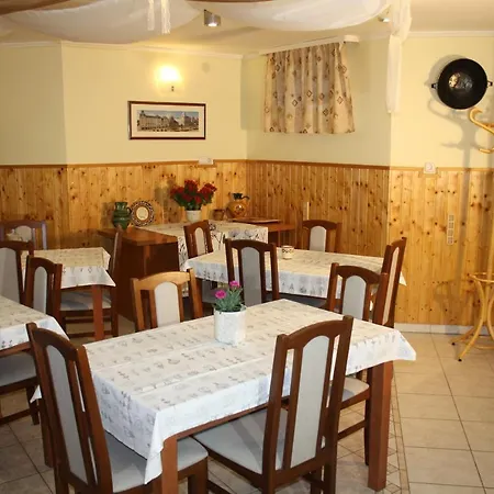 Harmonia Apartmanhaz *