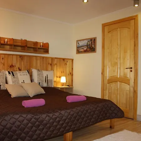 Harmonia Apartmanhaz *