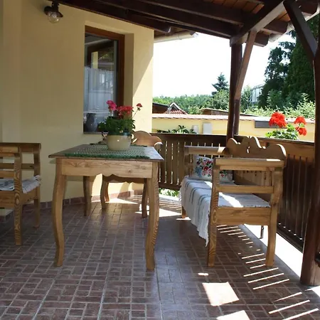 Appartement Harmonia Apartmanhaz