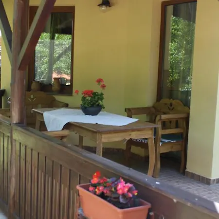 Apartment Harmonia Apartmanhaz Hajduszoboszlo