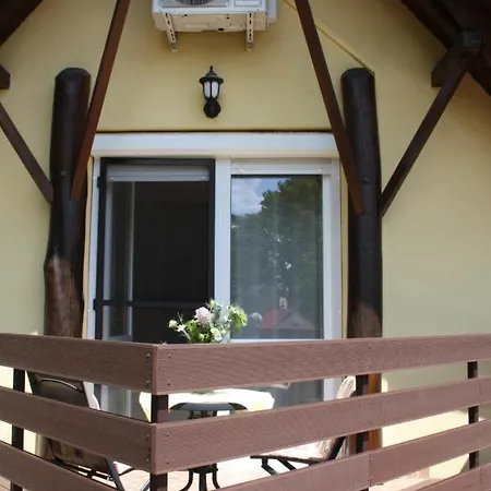 Harmonia Apartmanhaz Apartment *