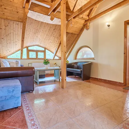 Harmonia Apartmanhaz *