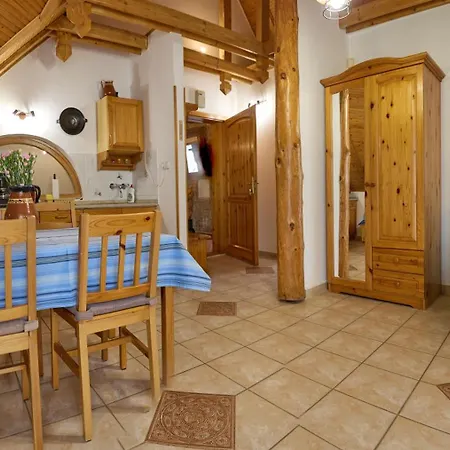 Apartament Harmonia Apartmanhaz