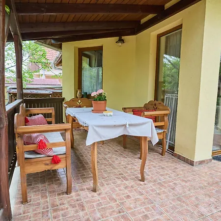 Harmonia Apartmanhaz * Hajdúszoboszló