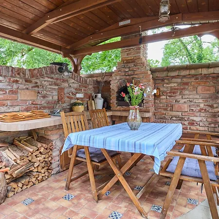 Apartament Harmonia Apartmanhaz